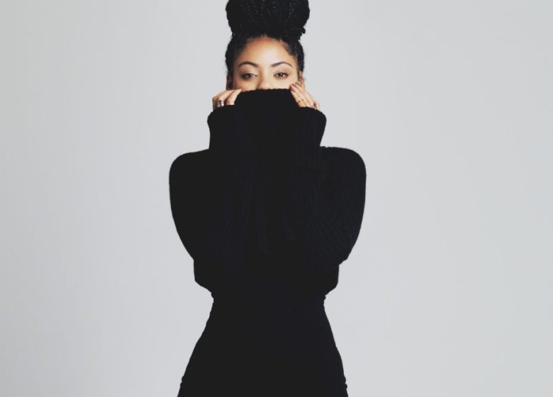 woman-black-skirt